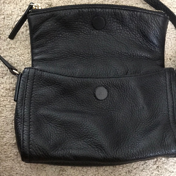 Small black Kate spade crossbody bag - Picture 3 of 6